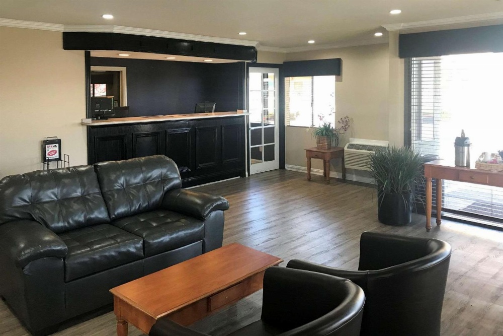 Rodeway Inn Ontario Mills Mall